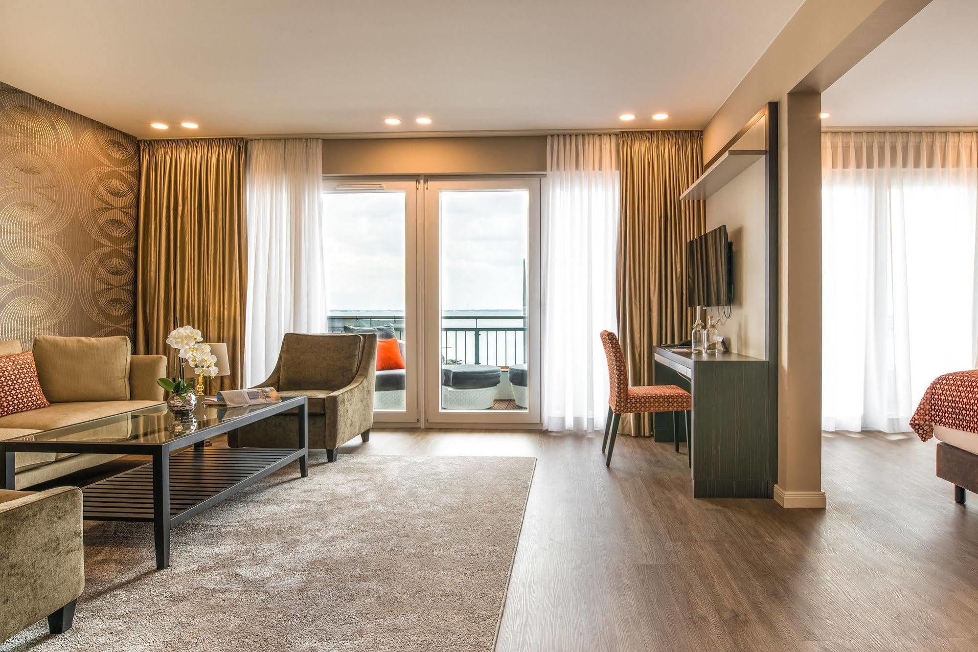 Strandhotel Luv Тиммендорфер-Штранд Экстерьер фото